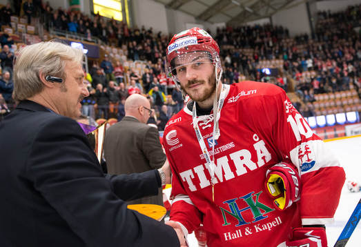 Timrås målvakt Victor Brattström får medalj