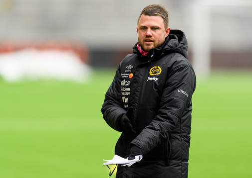 manager Jimmy Thelin
