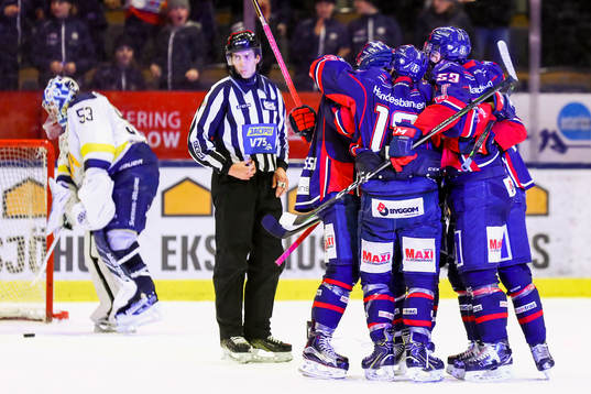 s målvakt Fredrik Pettersson-Wentzel deppar