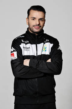 Tränare Poya Asbaghi