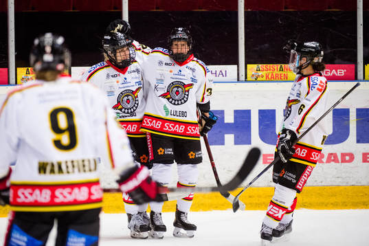 Luleås Michelle Karvinen jublar