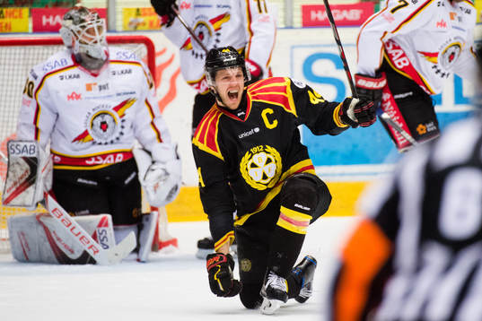 Brynäs Jacob Blomqvist jublar