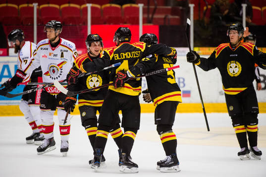 Brynäs Jacob Blomqvist jublar