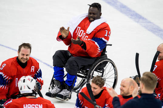 Goaltender Kissinger Deng of Norway