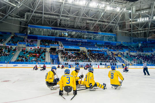 Niklas Ingvarsson of Sweden celebrates with teammates