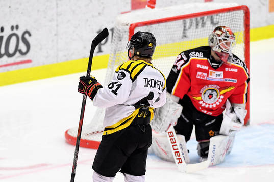 Brynäs Juuso Ikonen jublar