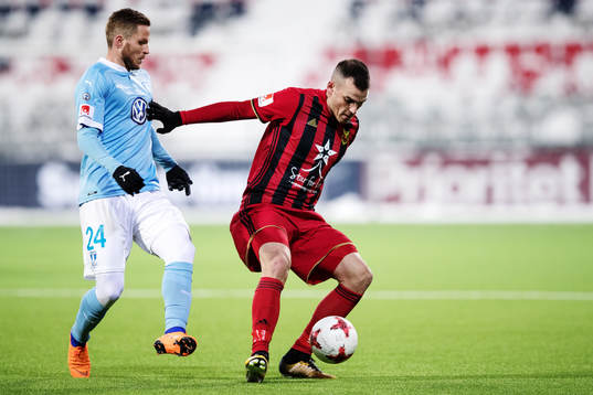 Malmö FFs Lasse Nielsen och Östersunds Dino Islamovic