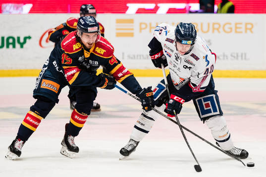 Djurgårdens David Bernhardt och Linköpings Ken André