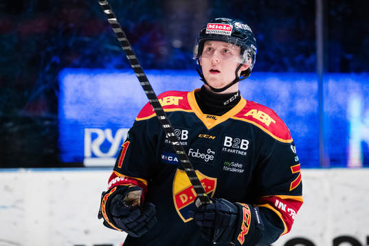 Djurgårdens Jonathan Davidsson tackar publiken