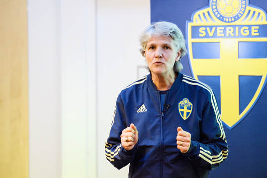 8 Pia Sundhage talar