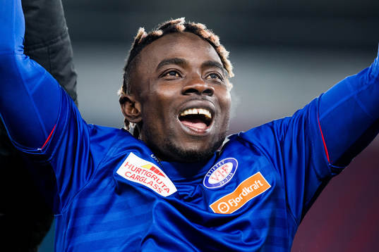 Sam Johnson of Vålerenga celebrates