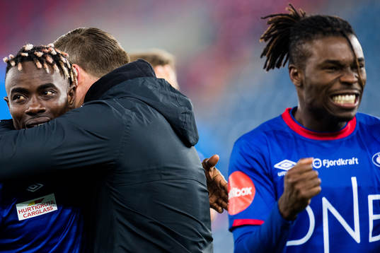 Sam Johnson of Vålerenga and Samuel Adekugbe of Vålerenga