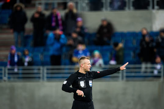Svein Oddvar Moen, referee