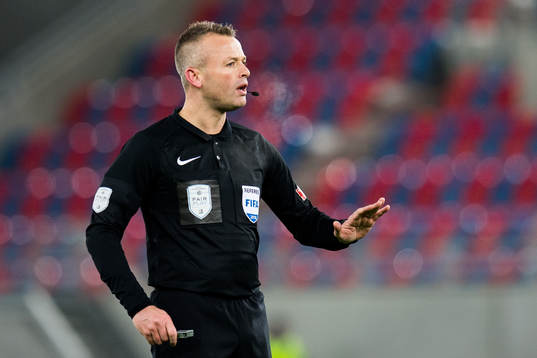 Svein Oddvar Moen, referee
