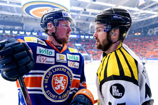 Växjös Martin Lundberg och Brynäs Simon Bertilsson