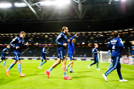 Djurgårdens spelare värmer upp