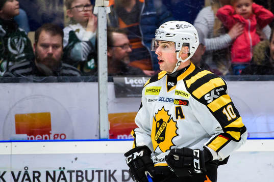 Skellefteås Joakim Lindström blir utvisad 5 minuter och