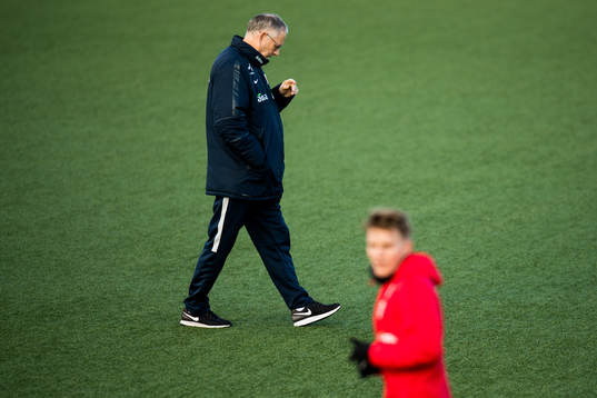 Lars Lagerbäck, head coach of Norway, and Martin Ødegaard