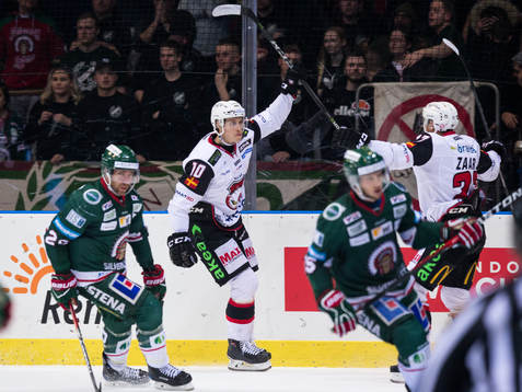 Malmö Redhawks Robin Alvarez jublar