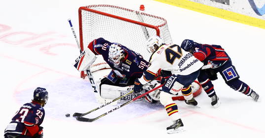 Linköpings målvakt Jonas Gustavsson och Djurgårdens