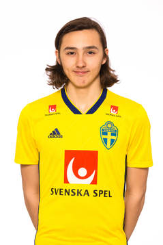 Adam Bark i P18/00-landslaget