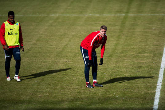 Ola Kamara and Kristoffer Ajer of Norway