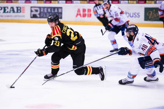 Bläddra bland fler bilder av Ishockey, SHL, Kvartsfinal 2, Brynäs - Växjö