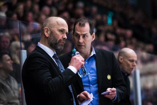 Brynäs tränare Tommy Sjödin och assisterande tränare