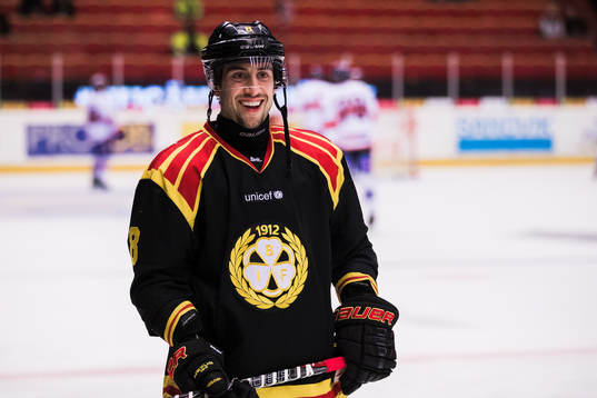 Brynäs Aaron Palushaj ler