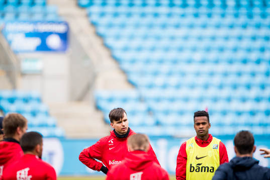 Ole Kristian Selnæs and Ola Kamara of Norway
