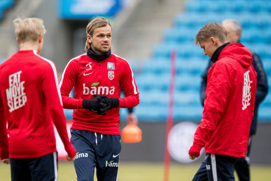 Iver Fossum and Martin Ødegaard of Norway