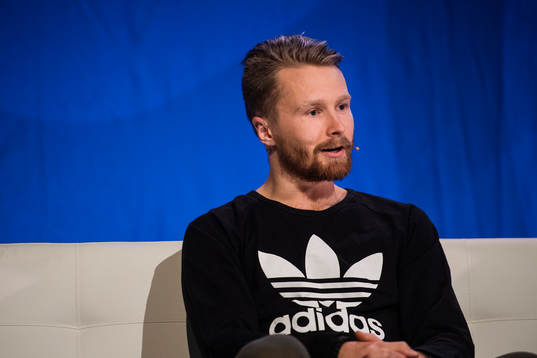 Jacob Une Larsson, Djurgården