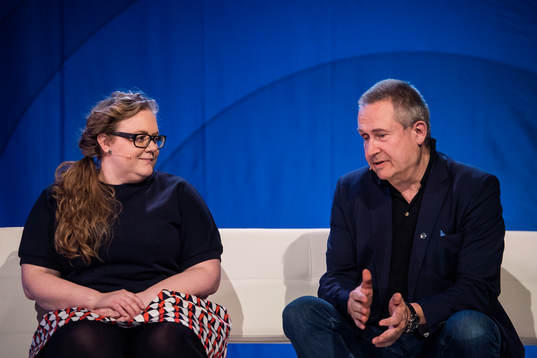 Sofia Bohlin, ordförande SFSU, Mats Enquist, SEF