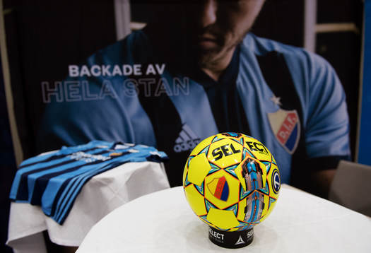 Djurgården har en monter med en boll från Select