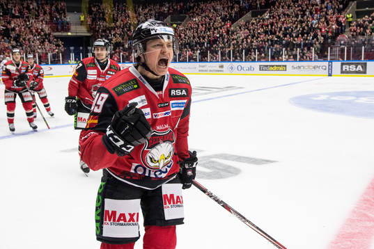 Malmö Redhawks Rhett Rakhshani jublar