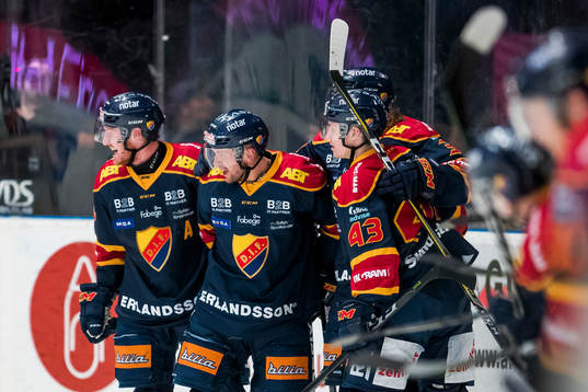 Djurgårdens Niclas Bergfors jublar