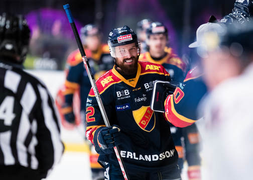 Djurgårdens Mikael Ahlén jublar