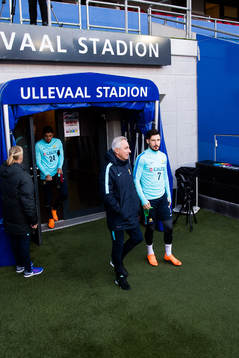 Bert van Marwijk, head coach of Australia, and Mathew