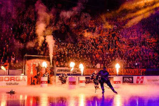 Växjös intro före kvartsfinal 3 i SM-slutspelet i