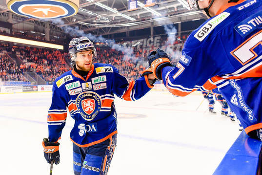 Växjös Eric Martinsson jublar
