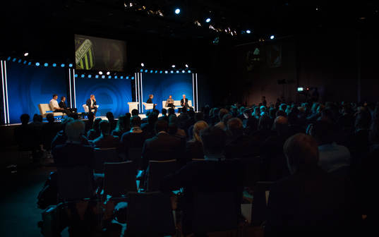 Jesper Hussfelt och Anders Andersson på scen