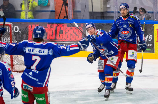 Oskarshamns Lucas Elvenes jublar