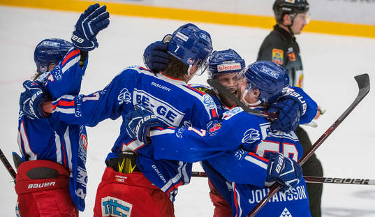 Oskarshamns Marcus Björk jublar