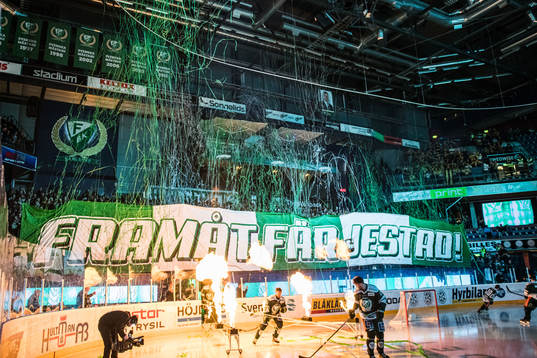 Konfetti och tifo