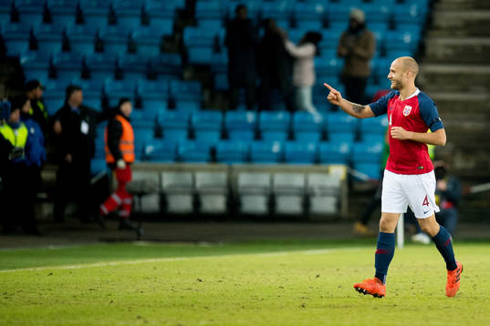 Tore Reginiussen of Norway celebrates 2-1