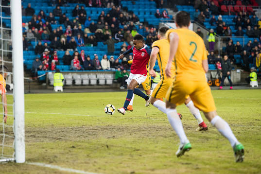 Ola Kamara of Norway scores 1-1