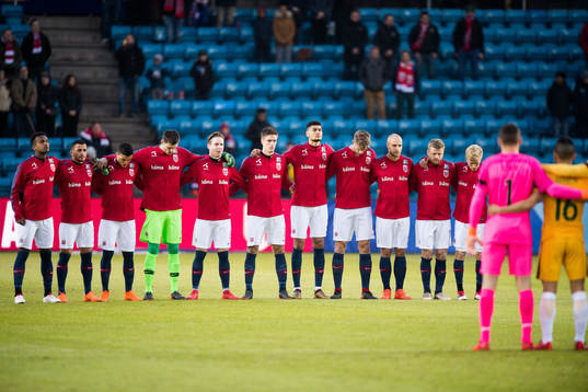 The players of Norway and Australia