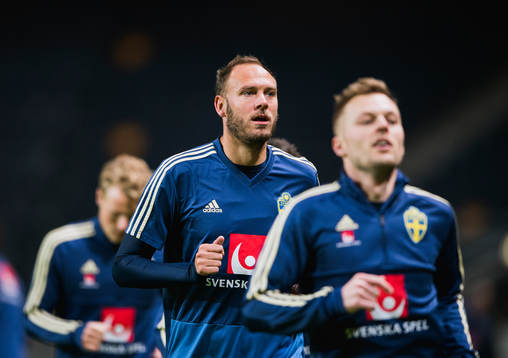 Sveriges Andreas Granqvist och Sebastian Larsson