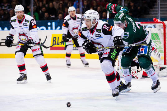 Malmö Redhawks Lukas Haudum och Frölundas Carl Grundström