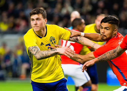 Sveriges Victor Nilsson Lindelöf och Chiles Paulo Diaz